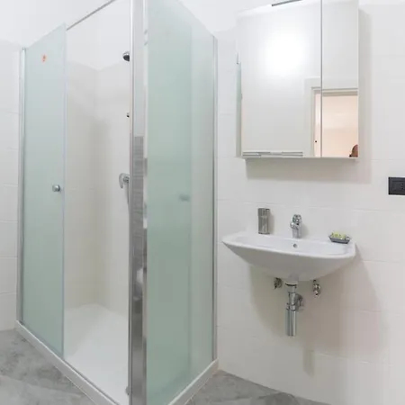 Brand New With Garage - Close To The Apartment Acquarica del Capo